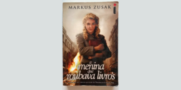 Capa do livro "A menina que roubava livros"